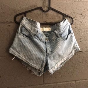 A&F Blue and white stripes denim shorts EXCELLENT
